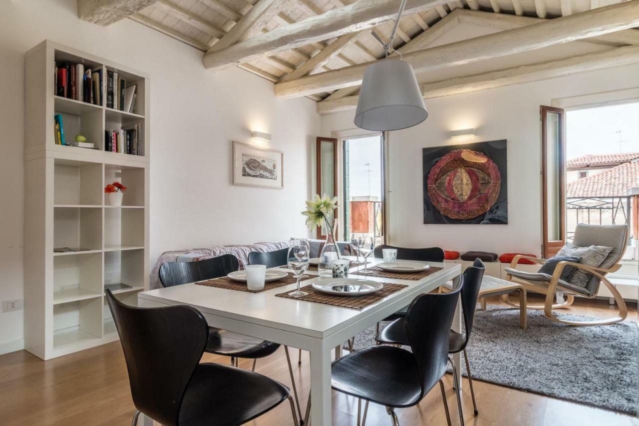 Carmini Canal View And Balcony With Lift Venecia Exterior foto