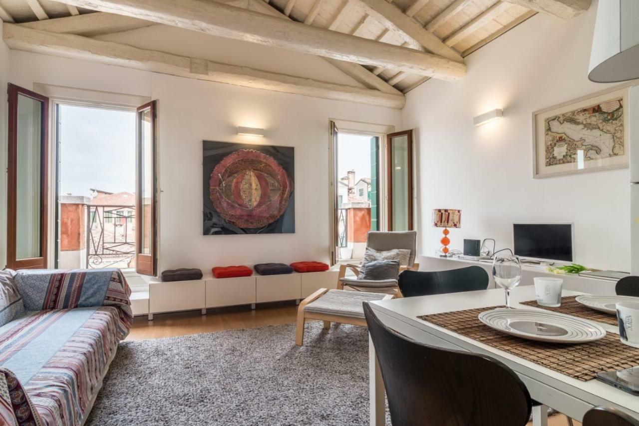 Carmini Canal View And Balcony With Lift Venecia Exterior foto
