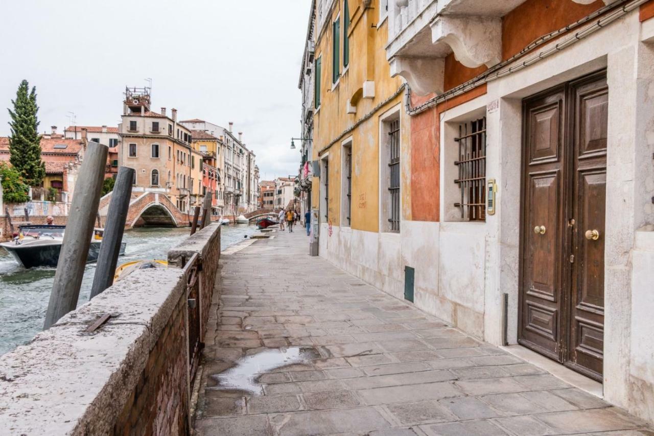 Carmini Canal View And Balcony With Lift Venecia Exterior foto