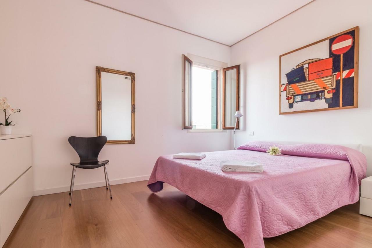 Carmini Canal View And Balcony With Lift Venecia Exterior foto