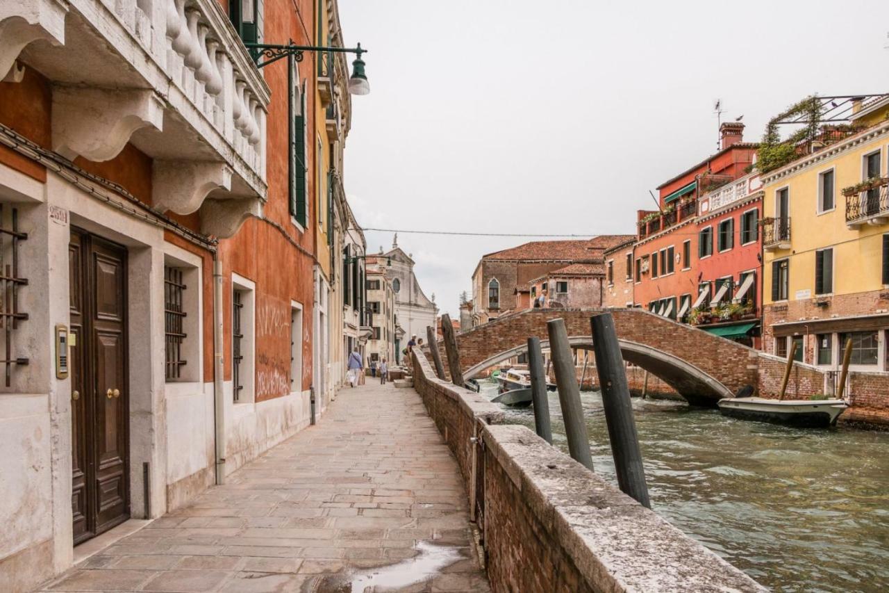 Carmini Canal View And Balcony With Lift Venecia Exterior foto
